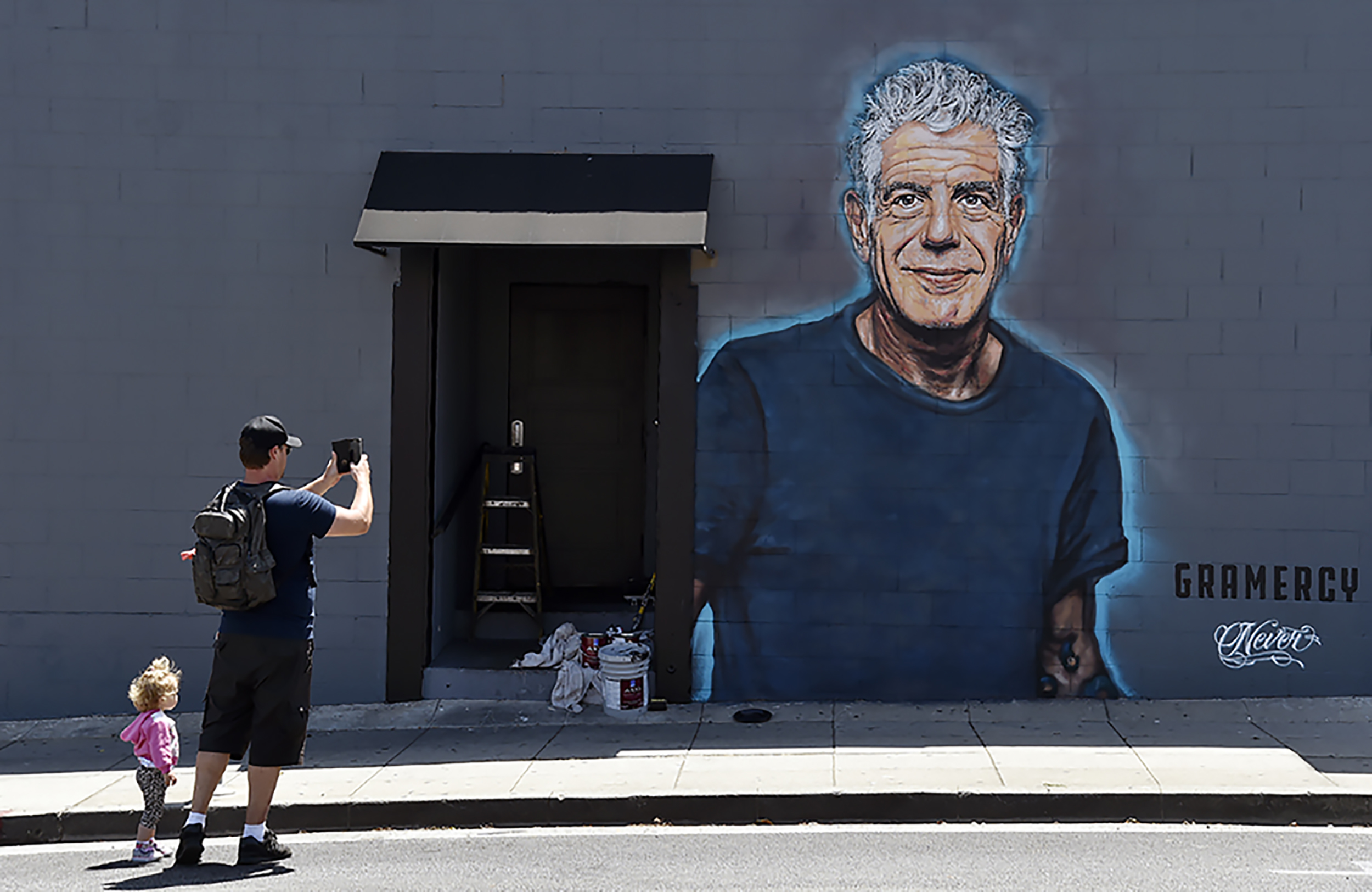 Anthony Bourdain Honored With Local Dinners And Discussion Baltimore Magazine